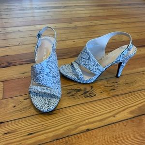 The Limited Snake Print Heels❤️